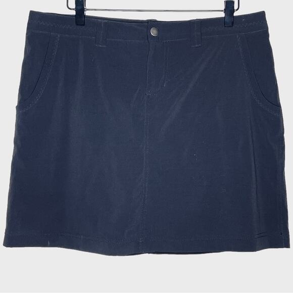 EDDIE BAUER Travex black stretch nylon skirt size 10 Outdoor travel vacation
